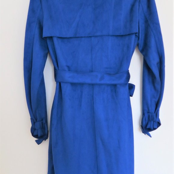 Blue faux suede material AMARYLLIS medium trench coat with matching belt - Picture 9 of 11